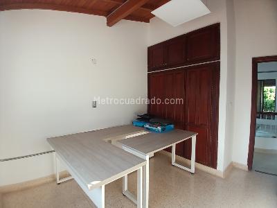 Casa de 3 alcobas en venta en El Rosal, Cúcuta, 284 m² · foto 7 de 19