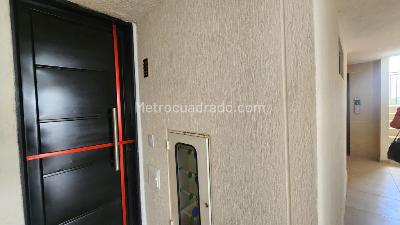 Apartamento en venta en Prados Del Este, Cúcuta · foto 2 de 9