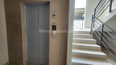 Apartamento en venta en Prados Del Este, Cúcuta · foto 8 de 9