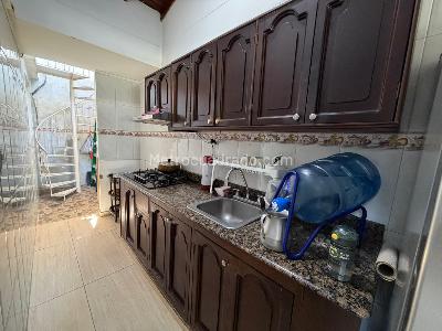 Casa de 3 alcobas en venta en Prados Del Este, Cúcuta, 110 m² · foto 4 de 11