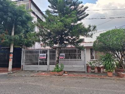 Casa de 5 alcobas en venta en Niza, Cúcuta, 136 m² · foto 2 de 20