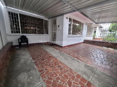 Casa de 5 alcobas en venta en Niza, Cúcuta, 136 m² · foto 3 de 20