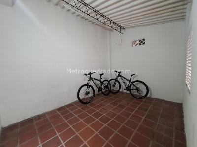 Casa de 4 alcobas en venta en Lleras Restrepo, Cúcuta, 170 m² · foto 17 de 20