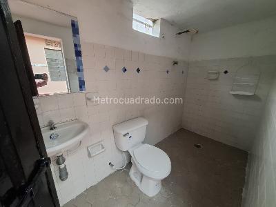 Casa de 4 alcobas en venta en Lleras Restrepo, Cúcuta, 170 m² · foto 18 de 20