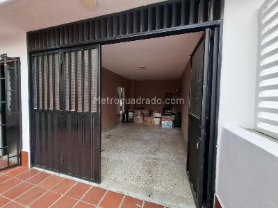 Casa de 4 alcobas en venta en Lleras Restrepo, Cúcuta, 170 m² · foto 3 de 20