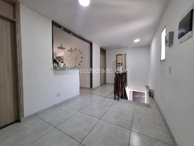 Casa de 5 alcobas en venta en Lleras Restrepo, Cúcuta, 177 m² · foto 17 de 19