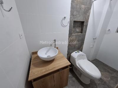 Casa de 5 alcobas en venta en Lleras Restrepo, Cúcuta, 177 m² · foto 4 de 19