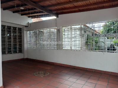Casa de 3 alcobas en venta en La Castellana, Cúcuta, 168 m² · foto 5 de 20
