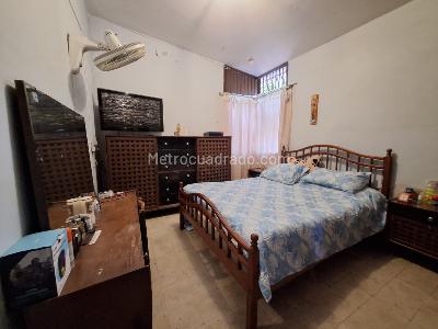Casa de 5 alcobas en venta en La Ceiba, Cúcuta, 242 m² · foto 14 de 16