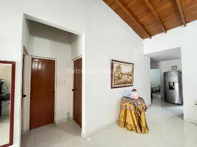 Casa de 3 alcobas en venta en Prados Del Este, Cúcuta, 110 m² · foto 4 de 16