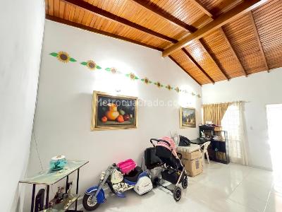 Casa de 3 alcobas en venta en Prados Del Este, Cúcuta, 110 m² · foto 7 de 16
