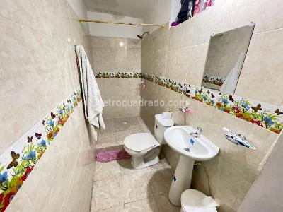 Casa de 3 alcobas en venta en Prados Del Este, Cúcuta, 110 m² · foto 13 de 16