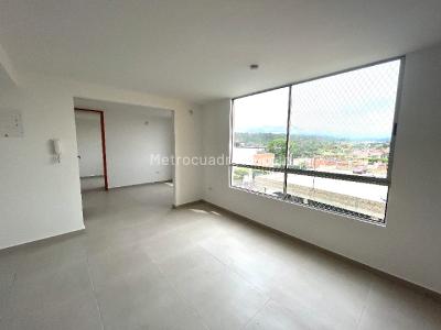 Apartamento en venta en Prados Del Este, Cúcuta · foto 2 de 9