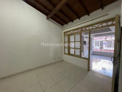 Casa de 3 alcobas en venta en Prados Del Este, Cúcuta, 126 m² · foto 4 de 14