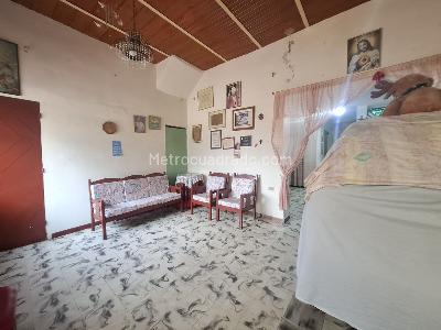 Casa de 5 alcobas en venta en El Llano, Cúcuta, 258 m² · foto 2 de 15
