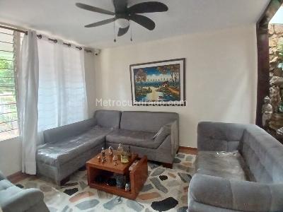Casa de 4 alcobas en venta en Ceiba Ii, Cúcuta, 108 m² · foto 3 de 19