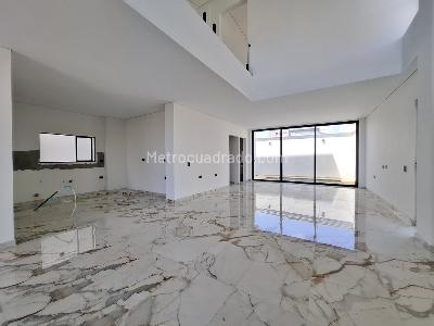 Casa de 3 alcobas en venta en Villa Del Rosario, Cúcuta, 200 m² · foto 3 de 20