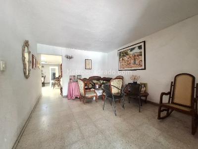 Casa de 5 alcobas en venta en Pescadero, Cúcuta, 218 m² · foto 2 de 11