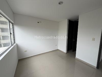 Apartamento de 3 alcobas en venta en La Floresta, Cúcuta, 76 m² · foto 3 de 11