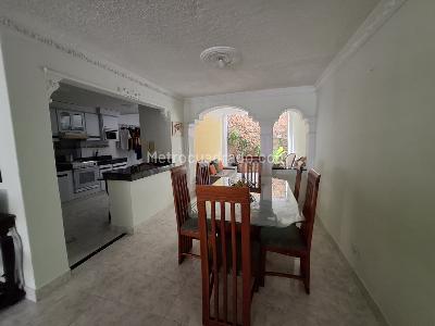 Casa de 4 alcobas en venta en Av, Cúcuta, 102 m² · foto 2 de 20