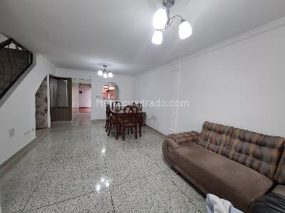 Casa de 4 alcobas en venta en Quinta Oriental, Cúcuta, 108 m² · foto 2 de 20