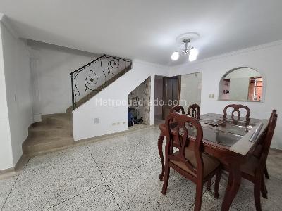 Casa de 4 alcobas en venta en Quinta Oriental, Cúcuta, 108 m² · foto 3 de 20