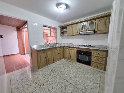 Casa de 4 alcobas en venta en Quinta Oriental, Cúcuta, 108 m² · foto 5 de 20