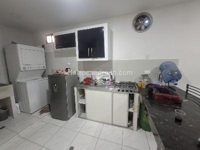 Casa de 5 alcobas en venta en Lleras Restrepo, Cúcuta, 572 m² · foto 19 de 20