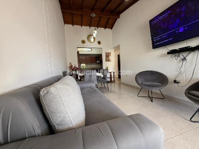 Casa de 3 alcobas en venta en Prados Del Este, Cúcuta, 110 m² · foto 3 de 15