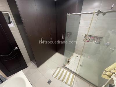 Apartamento de 2 alcobas en venta en Niza, Cúcuta, 98 m² · foto 7 de 9
