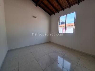 Casa de 3 alcobas en venta en Prados Del Este, Cúcuta, 65 m² · foto 11 de 14