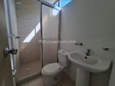 Casa de 3 alcobas en venta en Prados Del Este, Cúcuta, 65 m² · foto 12 de 14