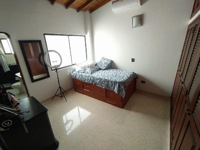 Casa de 3 alcobas en venta en Av, Cúcuta, 237 m² · foto 11 de 18