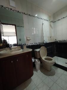 Casa de 3 alcobas en venta en Av, Cúcuta, 237 m² · foto 15 de 18