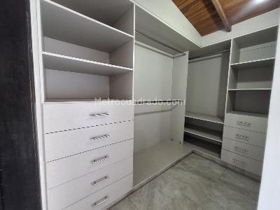 Casa de 3 alcobas en venta en Av, Cúcuta, 74 m² · foto 18 de 19