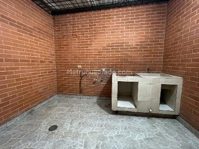 Casa de 5 alcobas en arriendo en Av, Cúcuta, 220 m² · foto 5 de 13