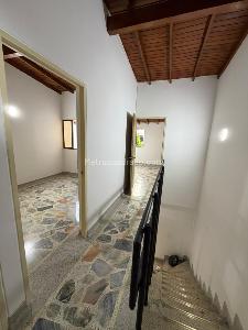 Casa de 3 alcobas en arriendo en Av, Cúcuta, 92 m² · foto 5 de 9
