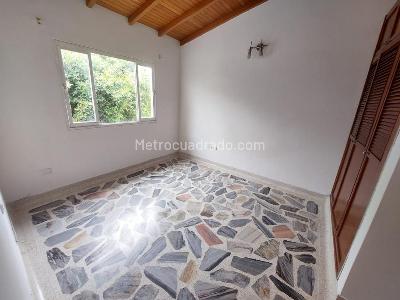 Casa de 4 alcobas en arriendo en El Paraiso, Cúcuta, 110 m² · foto 15 de 20