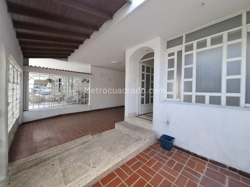 Casa en Arriendo, Av Libertadores Prados Club, Cúcuta