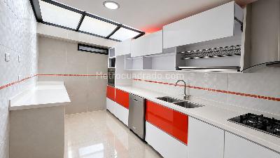 Casa de 4 alcobas en venta en Entrerios, Bogotá, 200 m² · foto 3 de 20