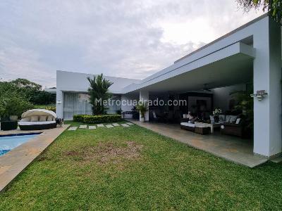 Casa de 4 alcobas en venta en Pance, Cali, 420 m² · foto 2 de 17