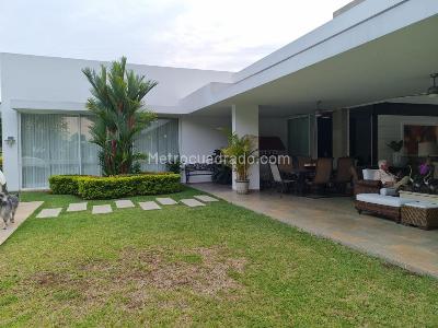 Casa de 4 alcobas en venta en Pance, Cali, 420 m² · foto 3 de 17