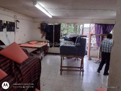 Casa de 4 alcobas en venta en Troncal, Cali, 672 m² · foto 10 de 18
