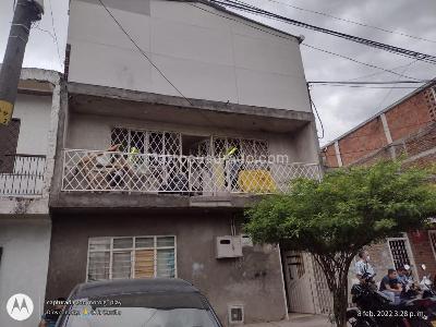 Casa de 4 alcobas en venta en Troncal, Cali, 672 m² · foto 13 de 18