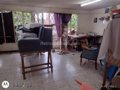 Casa de 4 alcobas en venta en Troncal, Cali, 672 m² · foto 16 de 18