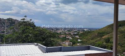 Casa de 5 alcobas en venta en Bella Suiza, Cali, 330 m² · foto 15 de 20