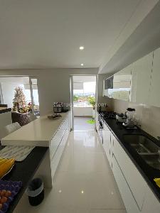 Apartamento de 4 alcobas en venta en Pance, Cali, 187 m² · foto 5 de 12