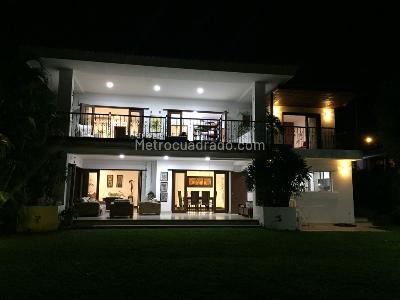 Casa de 5 alcobas en venta en Ciudad Jardin, Cali, 450 m² · foto 7 de 20
