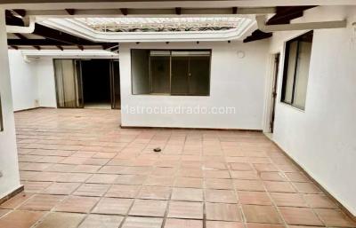 Casa de 4 alcobas en venta en Cristales, Cali, 312 m² · foto 11 de 14