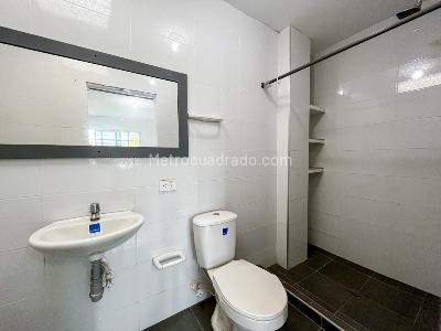 Casa de 5 alcobas en venta en La Buitrera, Cali, 360 m² · foto 18 de 20
